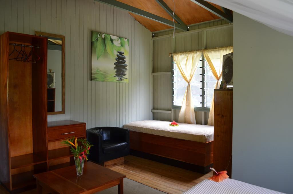 Mai Dive' Astrolabe Reef Resort Naqara Room photo